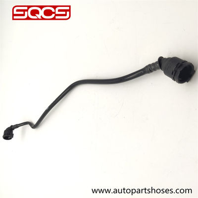 SQCS A17128551298 Elastyczny wąż wlotu powietrza 17128551298 Wąż zbiornika wyrównawczego BMW